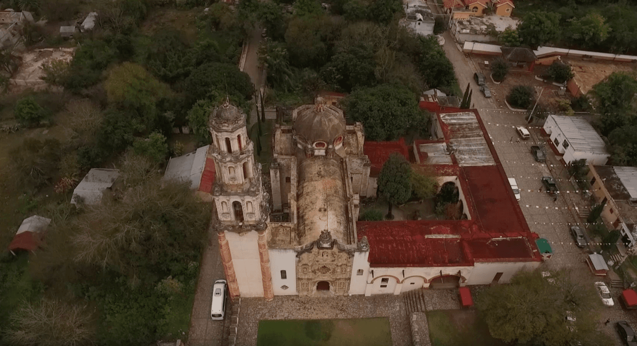 Explicación de la Fachada de la Misión de Tilaco Explicación de la Fachada de la Misión de Tilaco